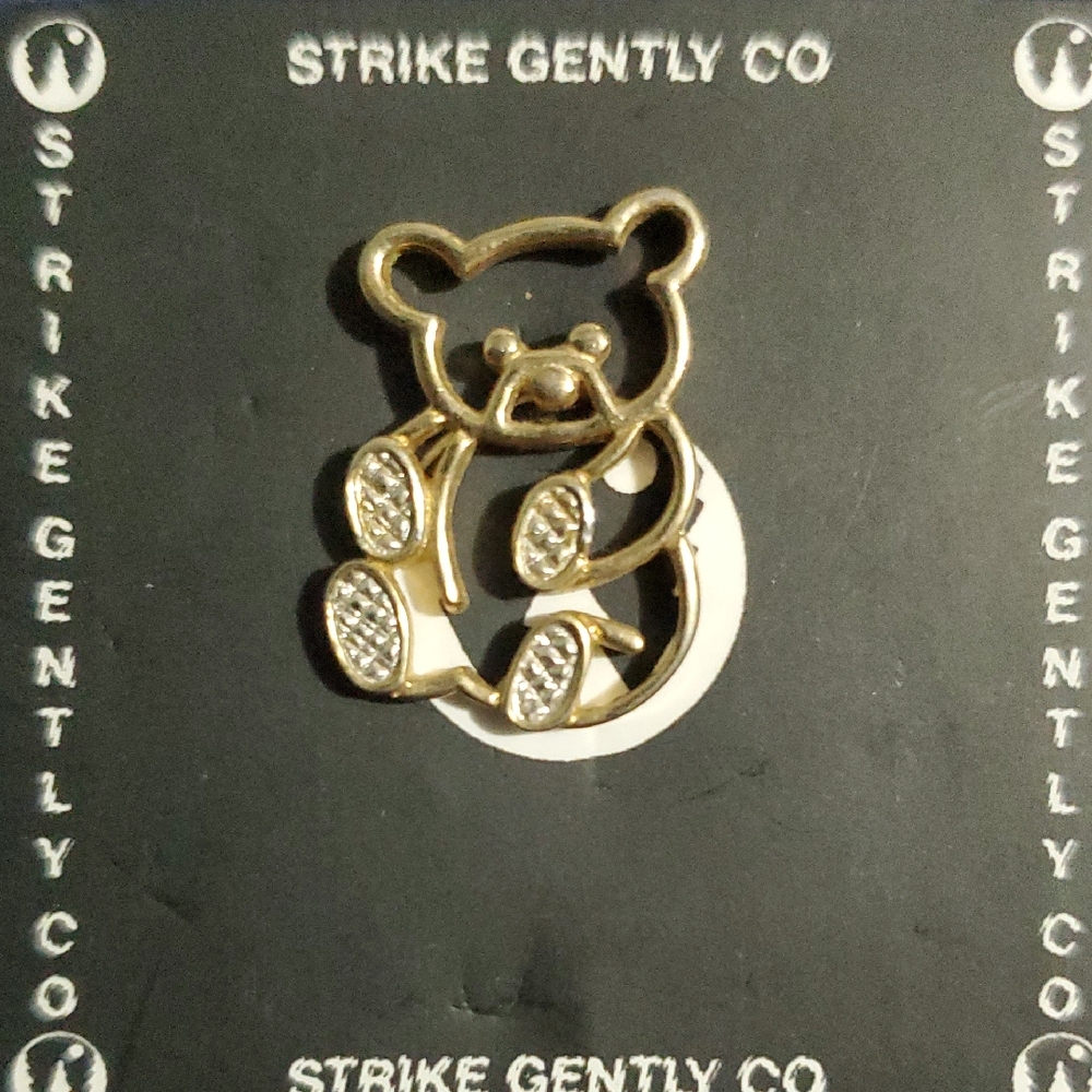 FWB💫 Gold Teddy Bear Pin Back - Picture 2 of 4